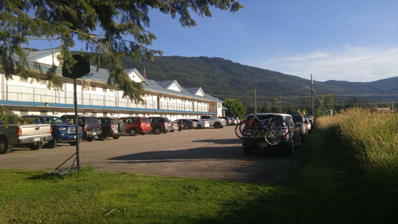 Monashee Motel Sicamous Exterior foto